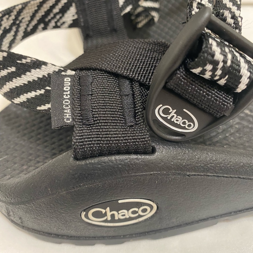 Worn once brand new Chaco multi strap black and white sandals size 9